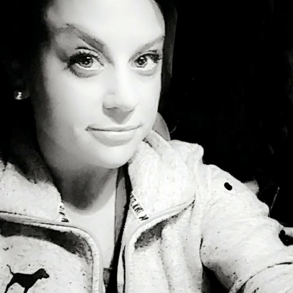 Meet your Posher, Felishiamarieosbon